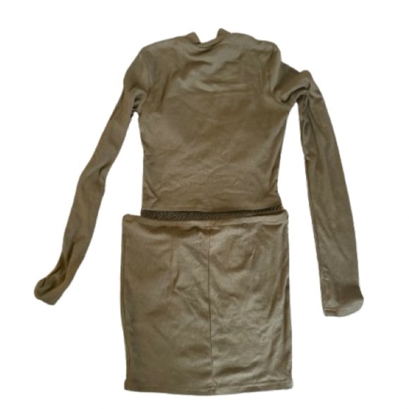 Olive Green Long Sleeve Top and Skirt Set - Picture 2 of 2